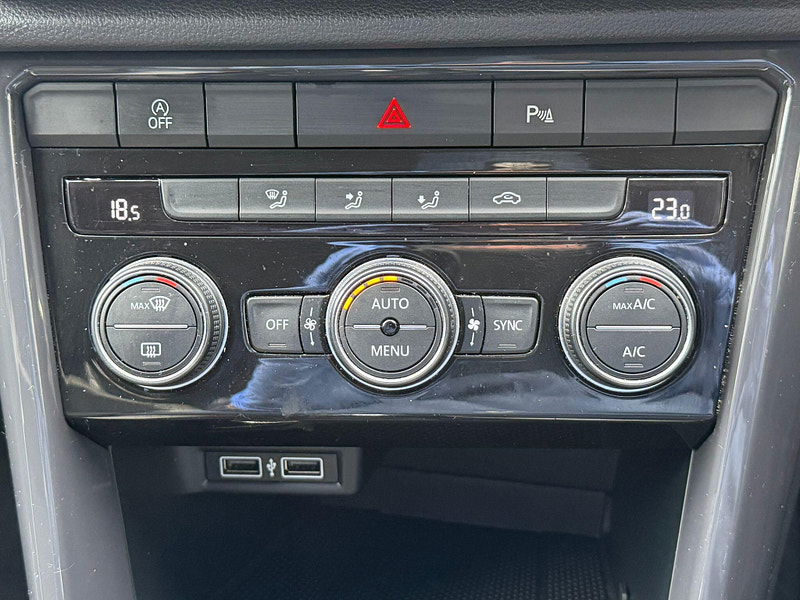 Volkswagen T-Roc 2.0 TSI SEL DSG 4Motion Euro 6 (s/s) 5dr 5dr Automatic 2026