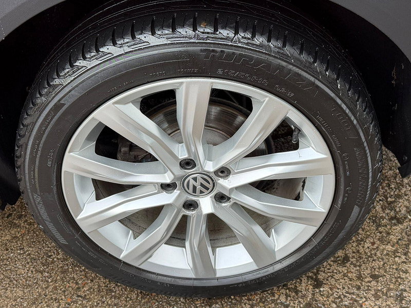 Volkswagen T-Roc 2.0 TSI SEL DSG 4Motion Euro 6 (s/s) 5dr 5dr Automatic 2026