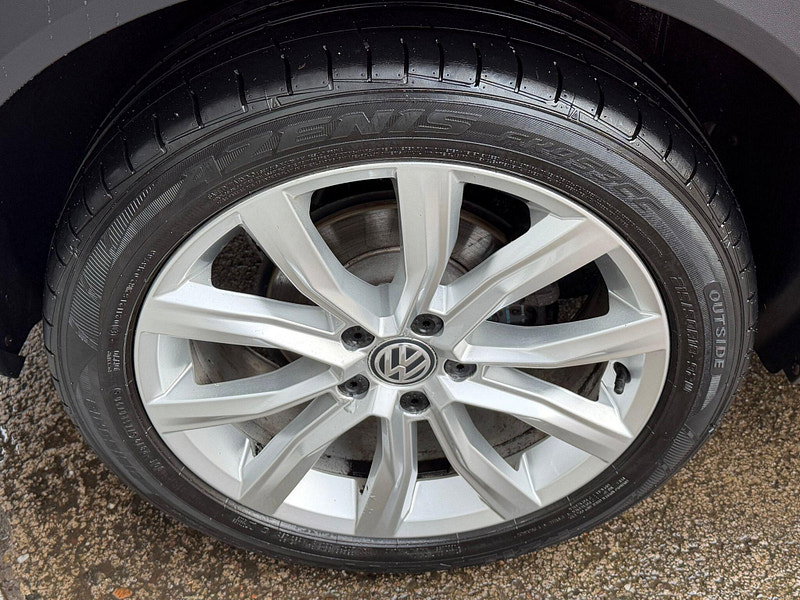 Volkswagen T-Roc 2.0 TSI SEL DSG 4Motion Euro 6 (s/s) 5dr 5dr Automatic 2026