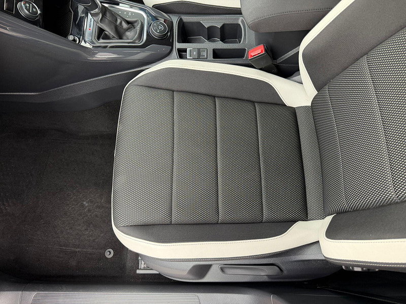 Volkswagen T-Roc 2.0 TSI SEL DSG 4Motion Euro 6 (s/s) 5dr 5dr Automatic 2026