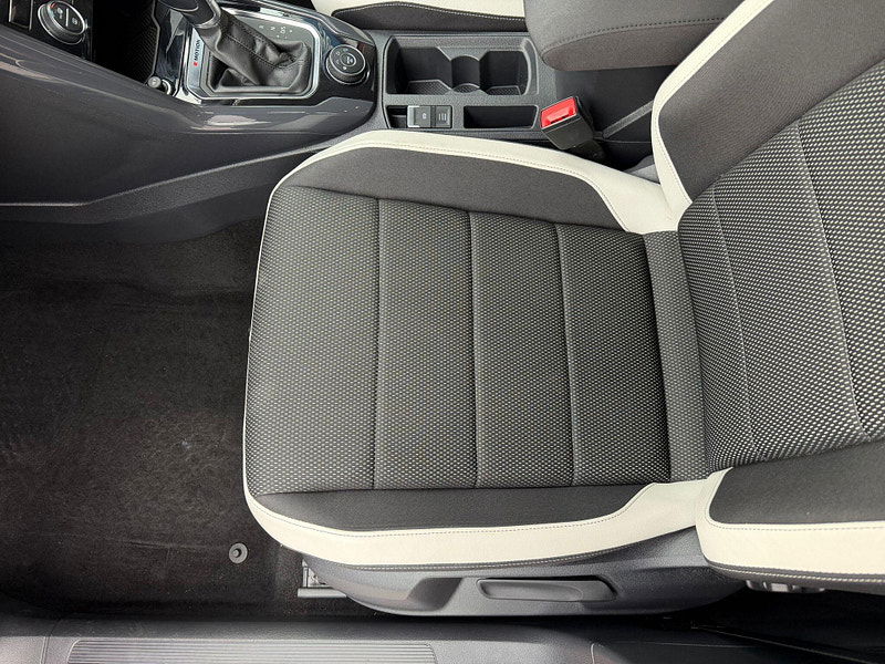 Volkswagen T-Roc 2.0 TSI SEL DSG 4Motion Euro 6 (s/s) 5dr 5dr Automatic 2026