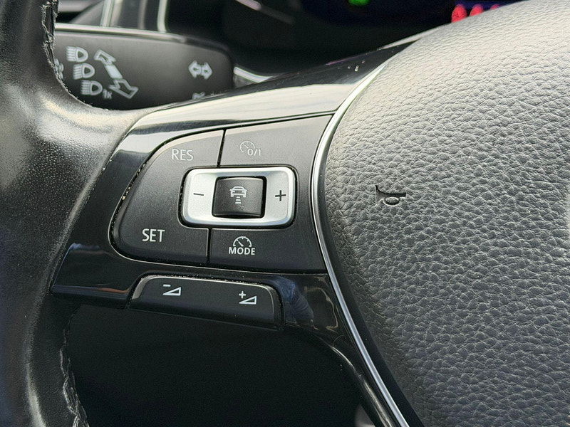 Volkswagen T-Roc 2.0 TSI SEL DSG 4Motion Euro 6 (s/s) 5dr 5dr Automatic 2026