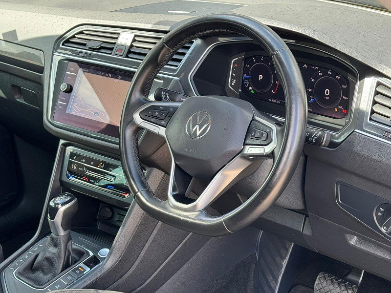 Volkswagen Tiguan 1.5 TSI Elegance DSG Euro 6 (s/s) 5dr 5dr Automatic 2025