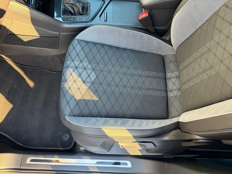 Volkswagen Tiguan 1.5 TSI R-Line DSG Euro 6 (s/s) 5dr 5dr Automatic 2025