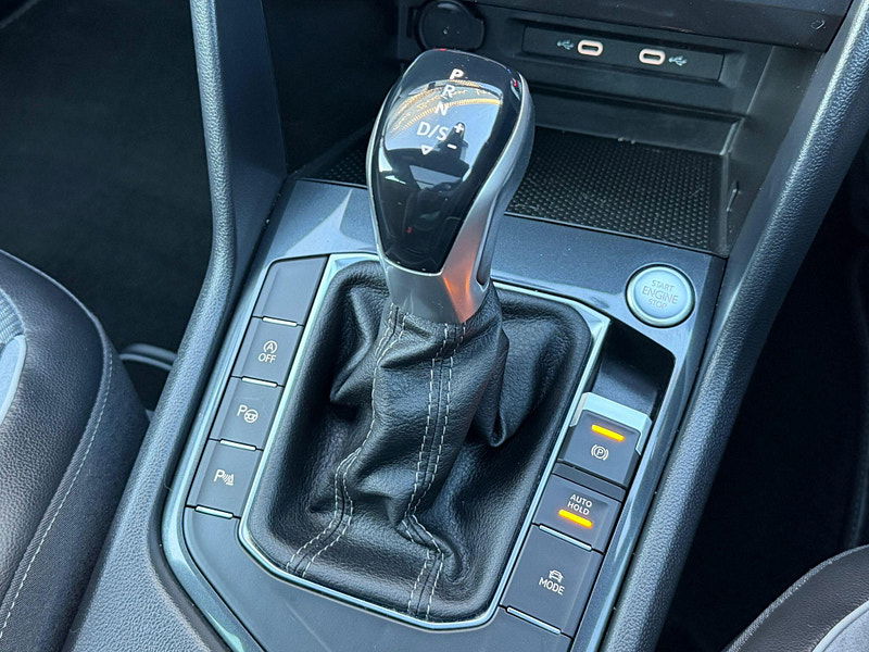 Volkswagen Tiguan 1.5 TSI R-Line DSG Euro 6 (s/s) 5dr 5dr Automatic 2025