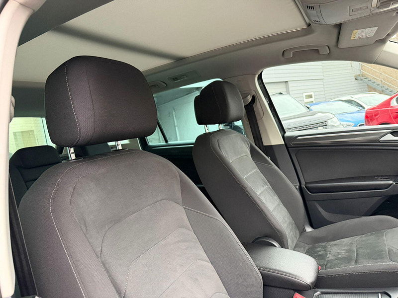 Volkswagen Tiguan 2.0 TDI BlueMotion Tech SEL SUV 5dr Diesel Manual Euro 6 (s/s) (150 ps) 5dr Manual 2025