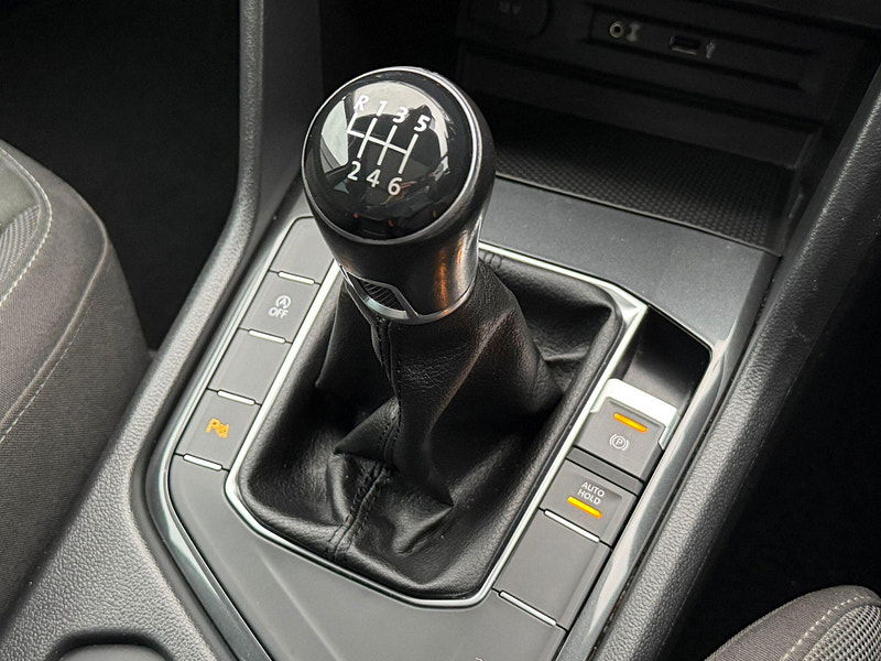 Volkswagen Tiguan 2.0 TDI BlueMotion Tech SEL SUV 5dr Diesel Manual Euro 6 (s/s) (150 ps) 5dr Manual 2025