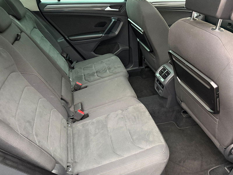 Volkswagen Tiguan 2.0 TDI BlueMotion Tech SEL SUV 5dr Diesel Manual Euro 6 (s/s) (150 ps) 5dr Manual 2025