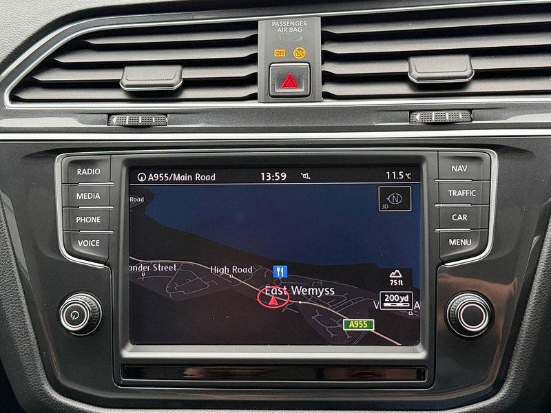 Volkswagen Tiguan 2.0 TDI BlueMotion Tech SEL SUV 5dr Diesel Manual Euro 6 (s/s) (150 ps) 5dr Manual 2025