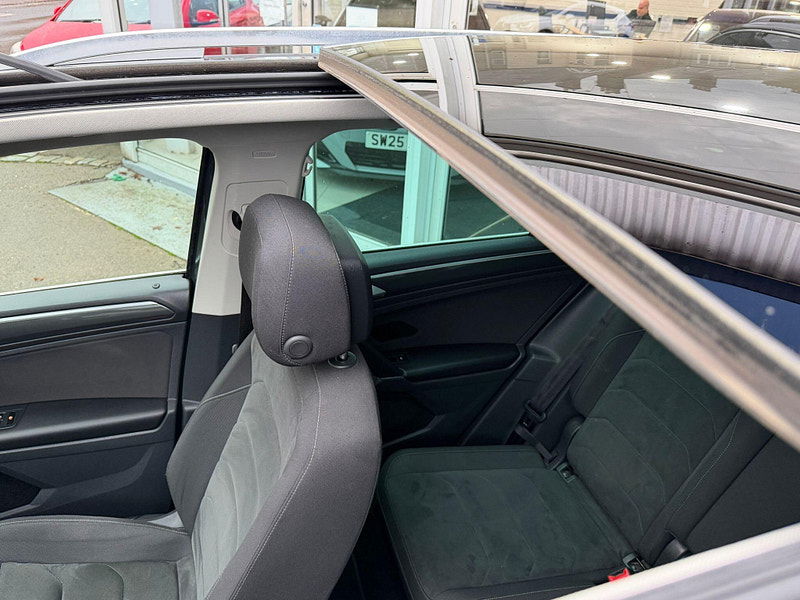 Volkswagen Tiguan 2.0 TDI BlueMotion Tech SEL SUV 5dr Diesel Manual Euro 6 (s/s) (150 ps) 5dr Manual 2025