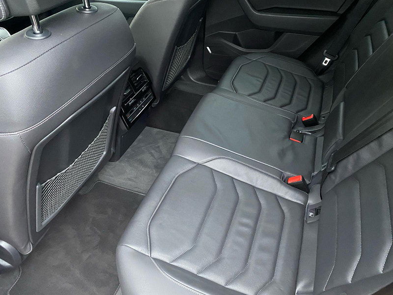 Volkswagen Touareg 3.0 TDI V6 Black Edition Tiptronic 4Motion Euro 6 (s/s) 5dr 5dr Automatic 2025