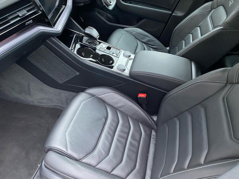 Volkswagen Touareg 3.0 TDI V6 Black Edition Tiptronic 4Motion Euro 6 (s/s) 5dr 5dr Automatic 2025