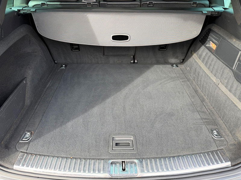 Volkswagen Touareg 3.0 TDI V6 BlueMotion Tech R-Line SUV 5dr Diesel Tiptronic 4WD Euro 5 (s/s) (245 ps) 5dr Automatic 2026