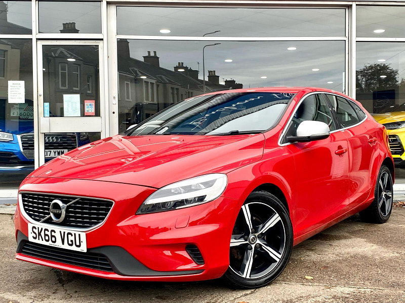 Volvo V40 2.0 D2 R-Design Hatchback 5dr Diesel Manual Euro 6 (s/s) (120 ps) 5dr Manual 2025