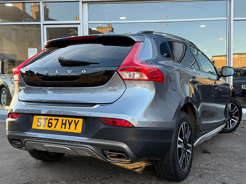 Volvo V40 Cross Country 2.0 D2 Nav Plus Euro 6 (s/s) 5dr 5dr Manual 2025