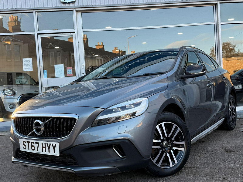 Volvo V40 Cross Country 2.0 D2 Nav Plus Euro 6 (s/s) 5dr 5dr Manual 2025
