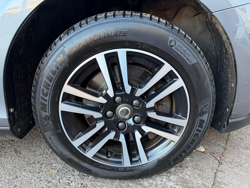 Volvo V40 Cross Country 2.0 D2 Nav Plus Euro 6 (s/s) 5dr 5dr Manual 2025