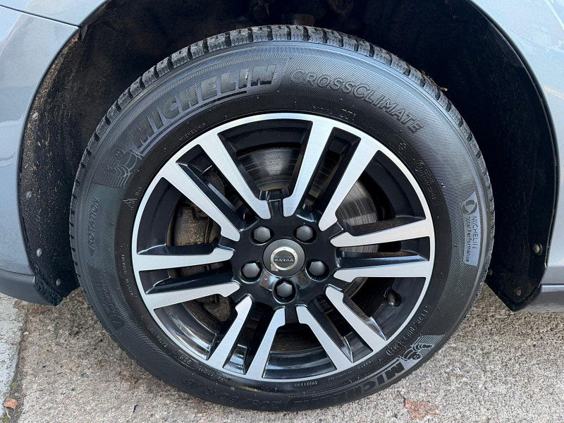 Volvo V40 Cross Country 2.0 D2 Nav Plus Euro 6 (s/s) 5dr 5dr Manual 2025