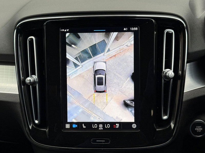 Volvo XC40 2.0 B3 MHEV Plus Dark DCT Auto Euro 6 (s/s) 5dr 5dr Automatic 2026