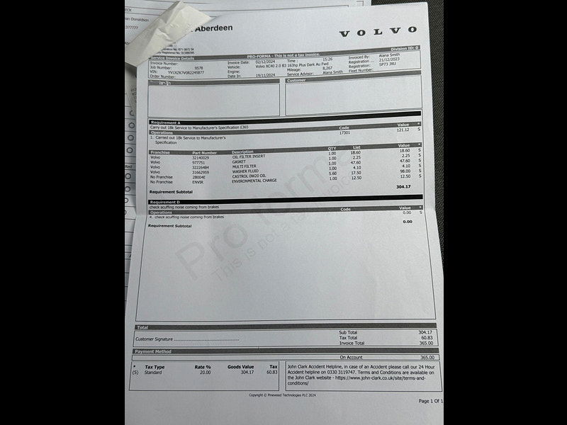 Volvo XC40 2.0 B3 MHEV Plus Dark DCT Auto Euro 6 (s/s) 5dr 5dr Automatic 2026