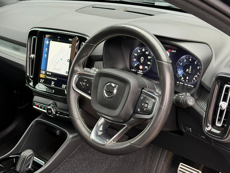 Volvo XC40 2.0 B4 MHEV R-Design Auto AWD Euro 6 (s/s) 5dr 5dr Automatic 2026