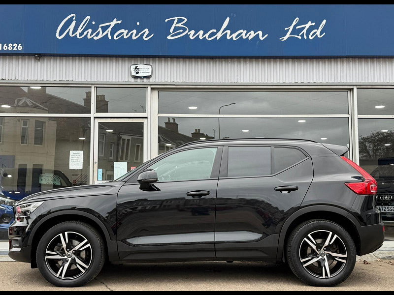 Volvo XC40 2.0 B4 MHEV R-Design Auto AWD Euro 6 (s/s) 5dr 5dr Automatic 2026