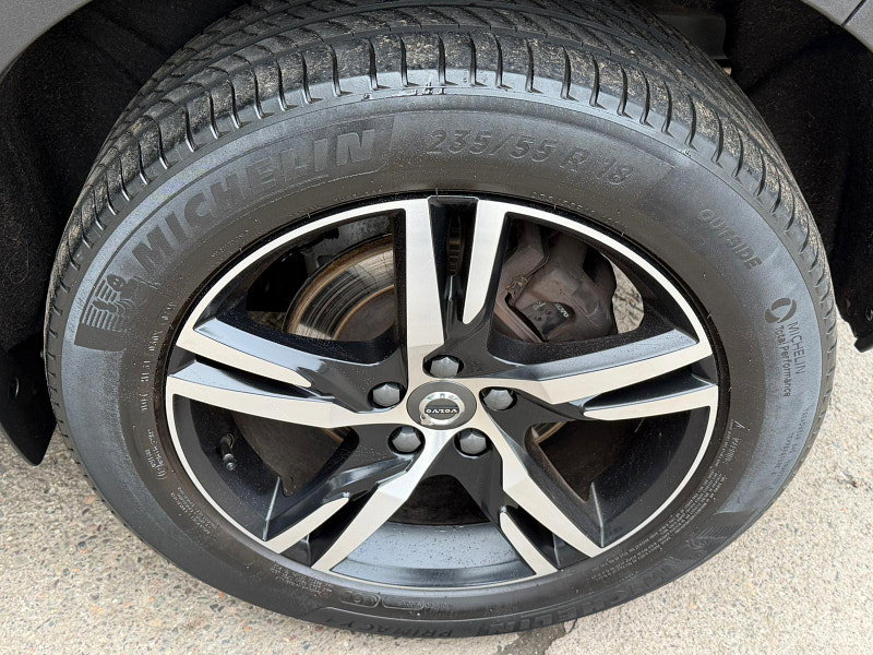 Volvo XC40 2.0 B4 MHEV R-Design Auto AWD Euro 6 (s/s) 5dr 5dr Automatic 2026