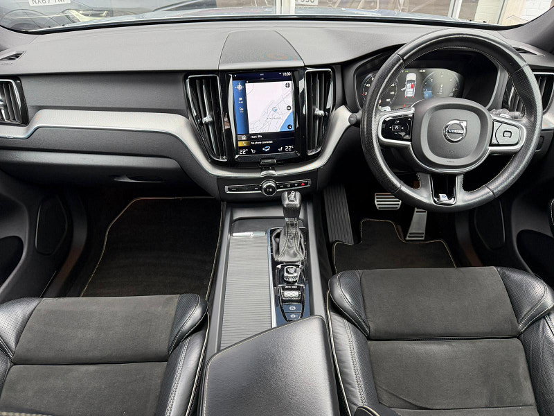 Volvo XC60 2.0 D5 PowerPulse R-Design Auto AWD Euro 6 (s/s) 5dr 5dr Automatic 2026