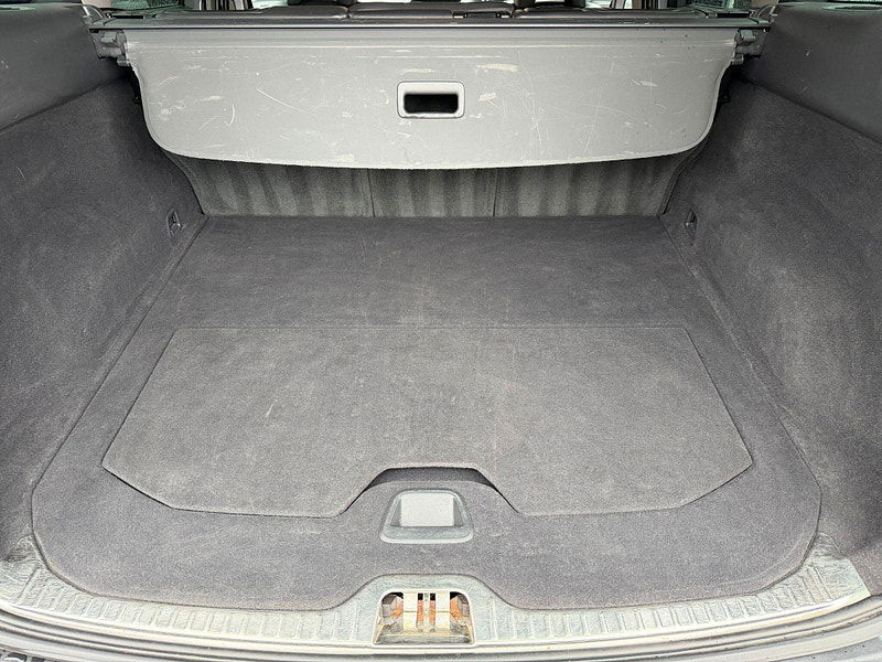 Volvo XC60 2.4 D4 SE Lux Nav Auto AWD Euro 6 (s/s) 5dr 5dr Automatic 2025