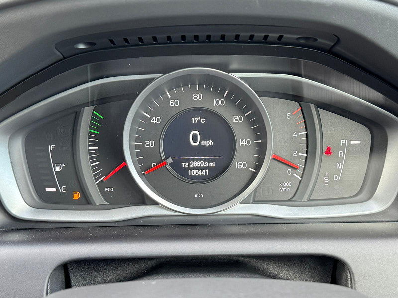 Volvo XC60 2.4 D4 SE Nav Auto AWD Euro 6 (s/s) 5dr 5dr Automatic 2025