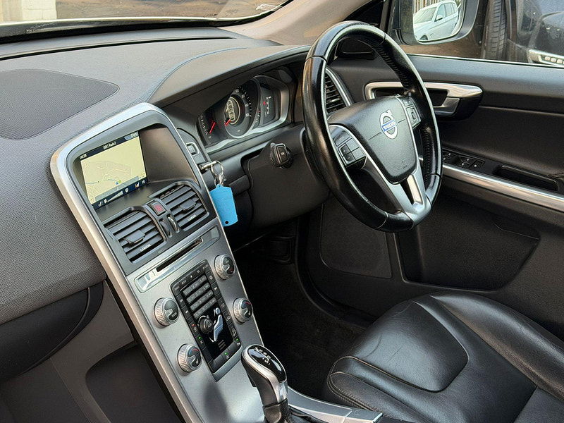 Volvo XC60 2.4 D4 SE Nav Auto AWD Euro 6 (s/s) 5dr 5dr Automatic 2026