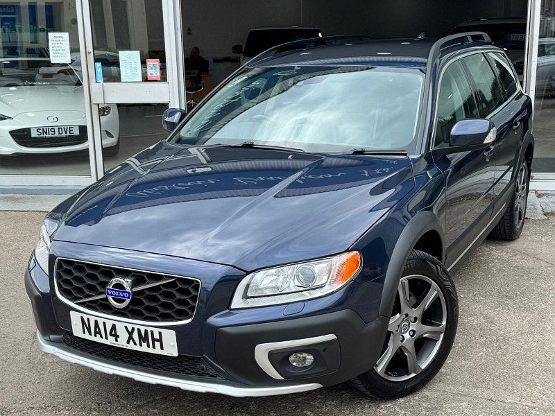 Volvo XC70 2.4 D5 SE Lux Geartronic AWD Euro 5 5dr 5dr Automatic 2025