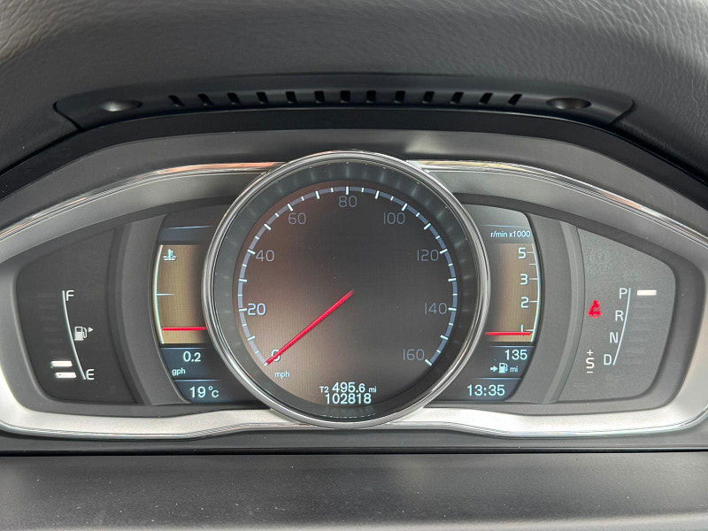 Volvo XC70 2.4 D5 SE Lux Geartronic AWD Euro 5 5dr 5dr Automatic 2025