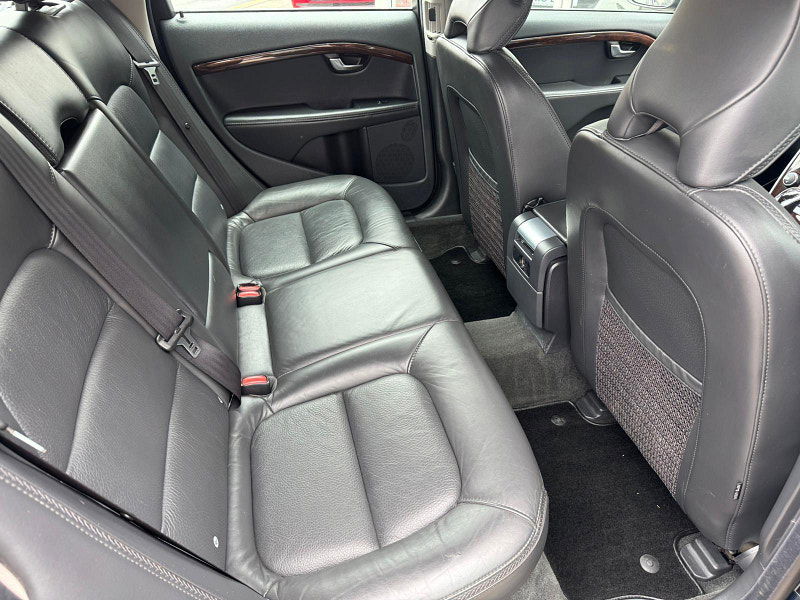 Volvo XC70 2.4 D5 SE Lux Geartronic AWD Euro 5 5dr 5dr Automatic 2025