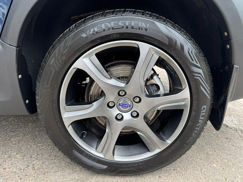 Volvo XC70 2.4 D5 SE Lux Geartronic AWD Euro 5 5dr 5dr Automatic 2025