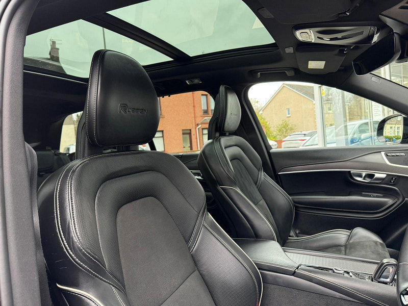 Volvo XC90 2.0 B5 MHEV R-Design Auto 4WD Euro 6 (s/s) 5dr 5dr Automatic 2025