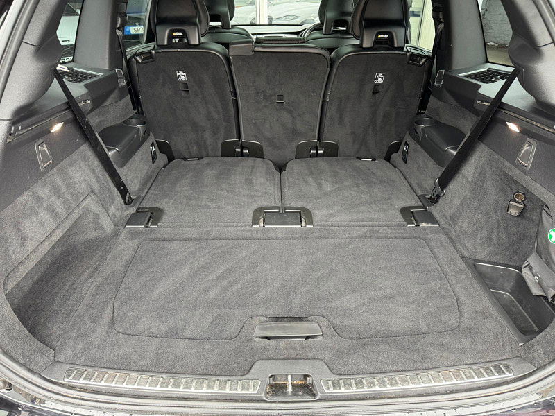 Volvo XC90 2.0 B5 MHEV R-Design Auto 4WD Euro 6 (s/s) 5dr 5dr Automatic 2025