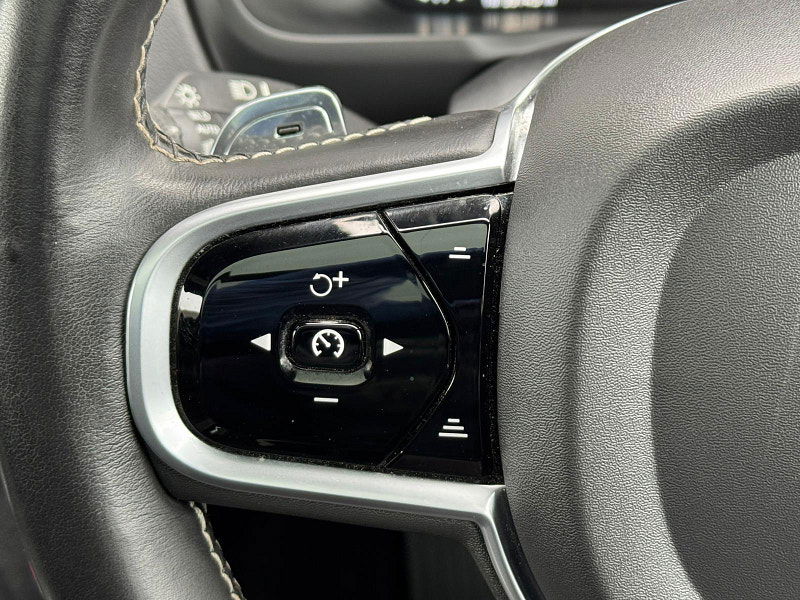 Volvo XC90 2.0 B5 MHEV R-Design Auto 4WD Euro 6 (s/s) 5dr 5dr Automatic 2025