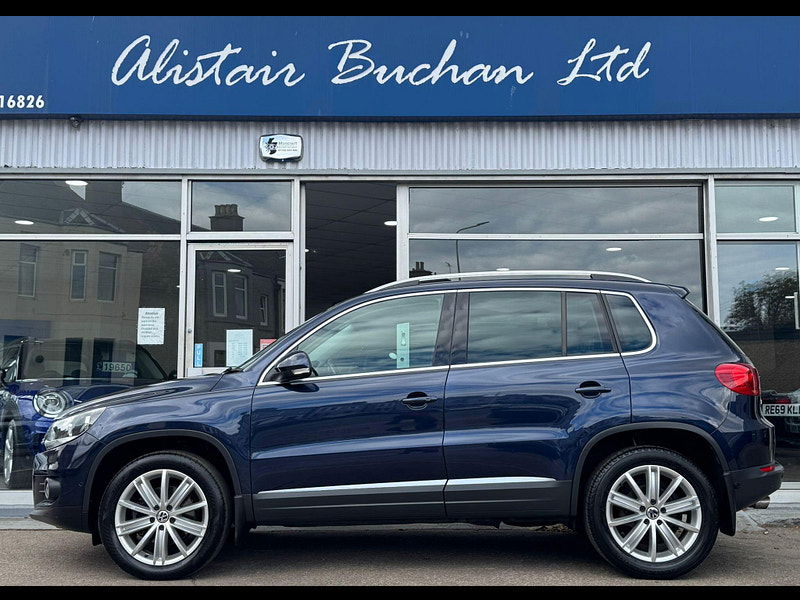 Volvo XC90 2.0h T8 Twin Engine 10.4kWh Inscription Pro Auto 4WD Euro 6 (s/s) 5dr 5dr Automatic 2025