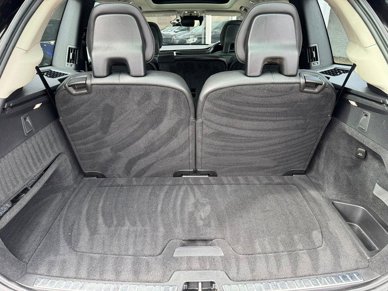 Volvo XC90 2.0h T8 Twin Engine 10.4kWh Inscription Pro Auto 4WD Euro 6 (s/s) 5dr 5dr Automatic 2025