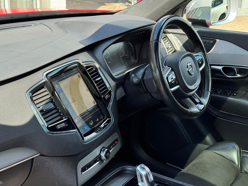 Volvo XC90 2.0h T8 Twin Engine 10.4kWh R-Design Pro Auto 4WD Euro 6 (s/s) 5dr 5dr Automatic 2025