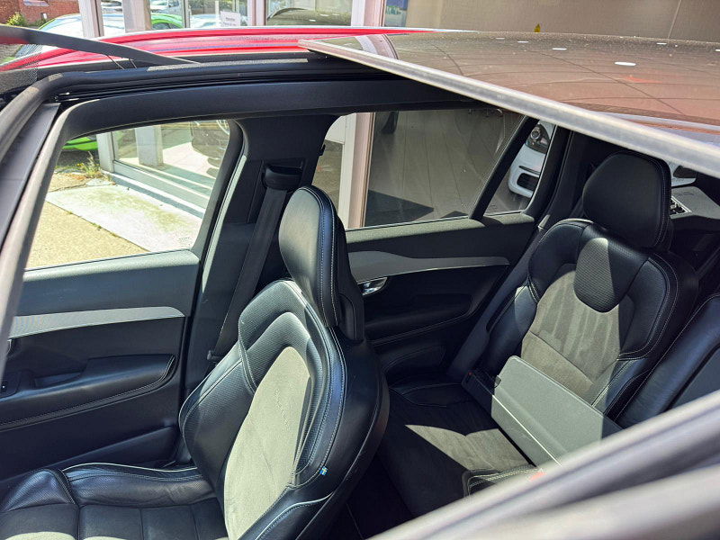 Volvo XC90 2.0h T8 Twin Engine 10.4kWh R-Design Pro Auto 4WD Euro 6 (s/s) 5dr 5dr Automatic 2025