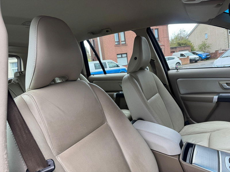 Volvo XC90 2.4 D5 SE Geartronic AWD 5dr 5dr Automatic 2025