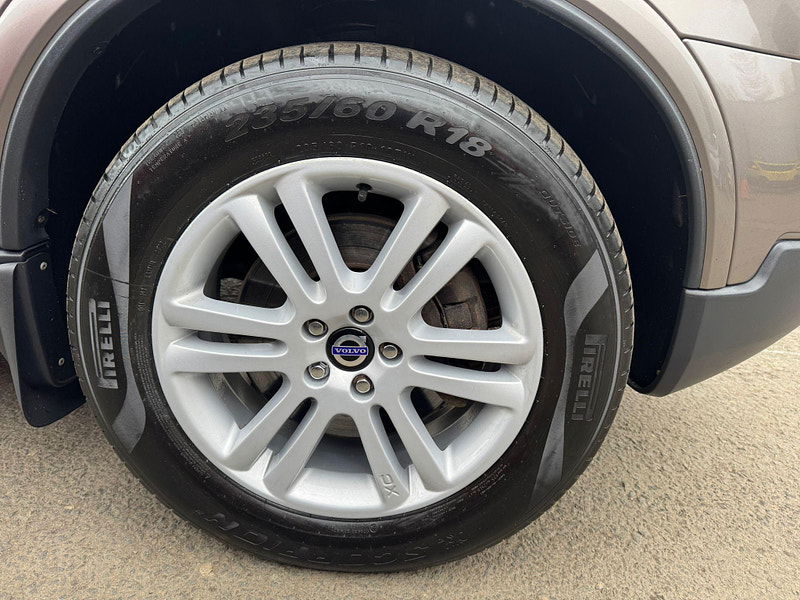 Volvo XC90 2.4 D5 SE Geartronic AWD 5dr 5dr Automatic 2025
