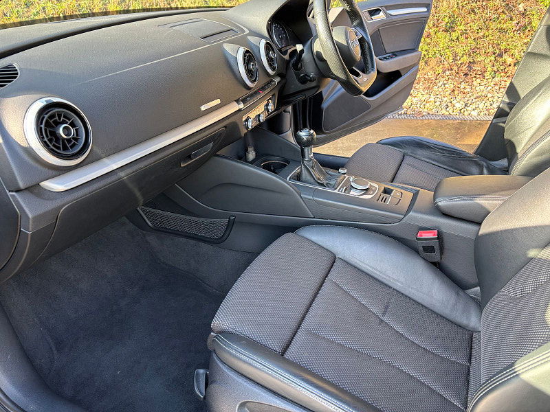 Audi A3 1.4 TFSI CoD Black Edition Sportback 5dr Petrol Manual Euro 6 (s/s) (150 ps) 5dr Manual 2026