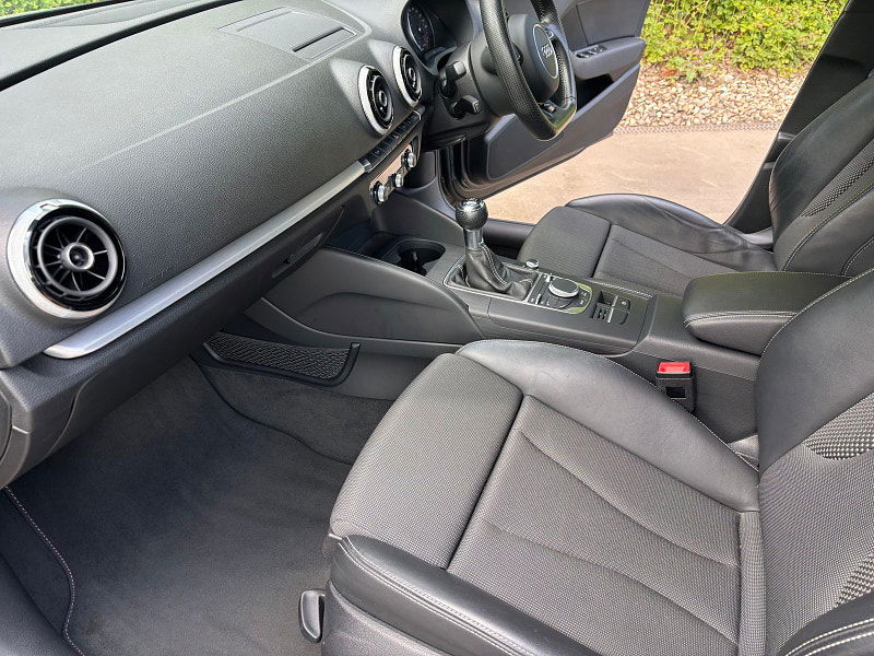Audi A3 1.4 TFSI CoD S line Sportback 5dr Petrol Manual Euro 6 (s/s) (Nav) (150 ps) 5dr Manual 2025