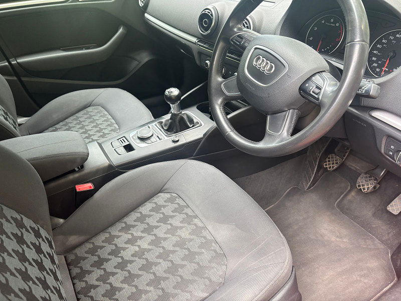Audi A3 1.4 TFSI CoD SE Sportback 5dr Petrol Manual Euro 6 (s/s) (140 ps) 5dr Manual 2025