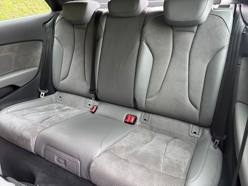 Audi A3 1.5 TFSI CoD S line Hatchback 3dr Petrol S Tronic Euro 6 (s/s) (150 ps) 3dr Automatic 2025