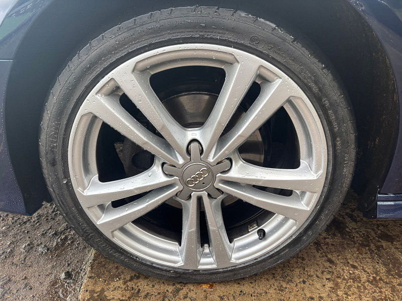 Audi A3 1.5 TFSI CoD S line Hatchback 3dr Petrol S Tronic Euro 6 (s/s) (150 ps) 3dr Automatic 2025