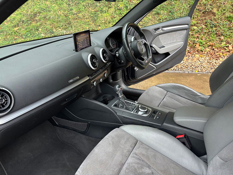 Audi A3 1.5 TFSI CoD S line Hatchback 3dr Petrol S Tronic Euro 6 (s/s) (150 ps) 3dr Automatic 2025